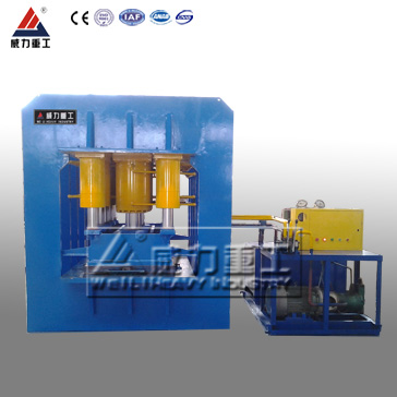 2000噸框式液壓機(jī)