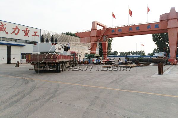 臨沂河?xùn)|區(qū)海匯機(jī)床公司定制液壓機(jī)加工現(xiàn)場(chǎng)