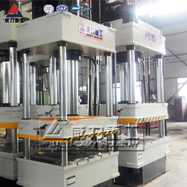 三梁四柱液壓機(jī)模具價(jià)格是多少？