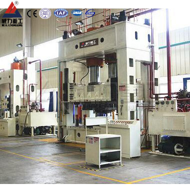 1000噸框架式液壓機(jī)|薄板沖壓液壓機(jī)