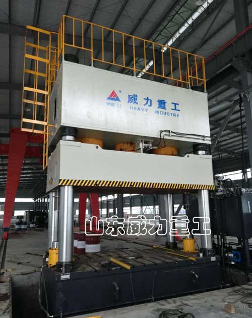 2000噸鋁合金快速鍛造液壓機