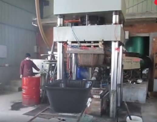 模壓成型塑料?？僧a(chǎn)品