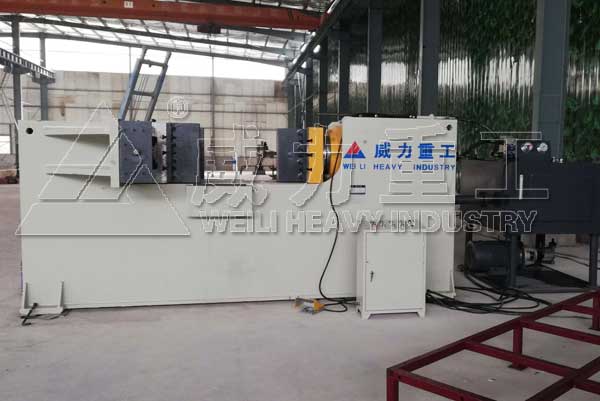 400噸臥式液壓機客戶使用現場