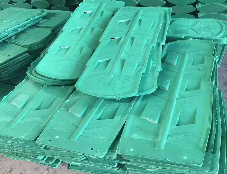 模壓成型的玻璃鋼防眩板、隔光板