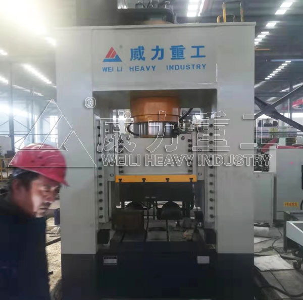 框架式金屬擠壓液壓機(jī)