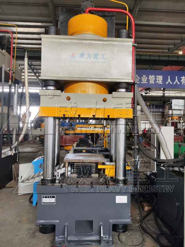 500噸錨桿托盤液壓機剪切、沖孔、壓型一次完成