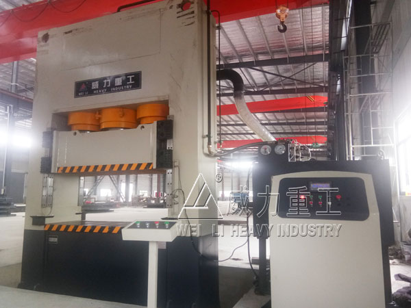 1000噸龍門液壓機(jī)價格_1000T龍門式油壓機(jī)