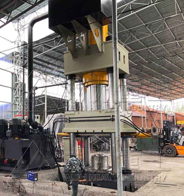 1000噸采煤機(jī)截齒熱鍛成型液壓機(jī)設(shè)備